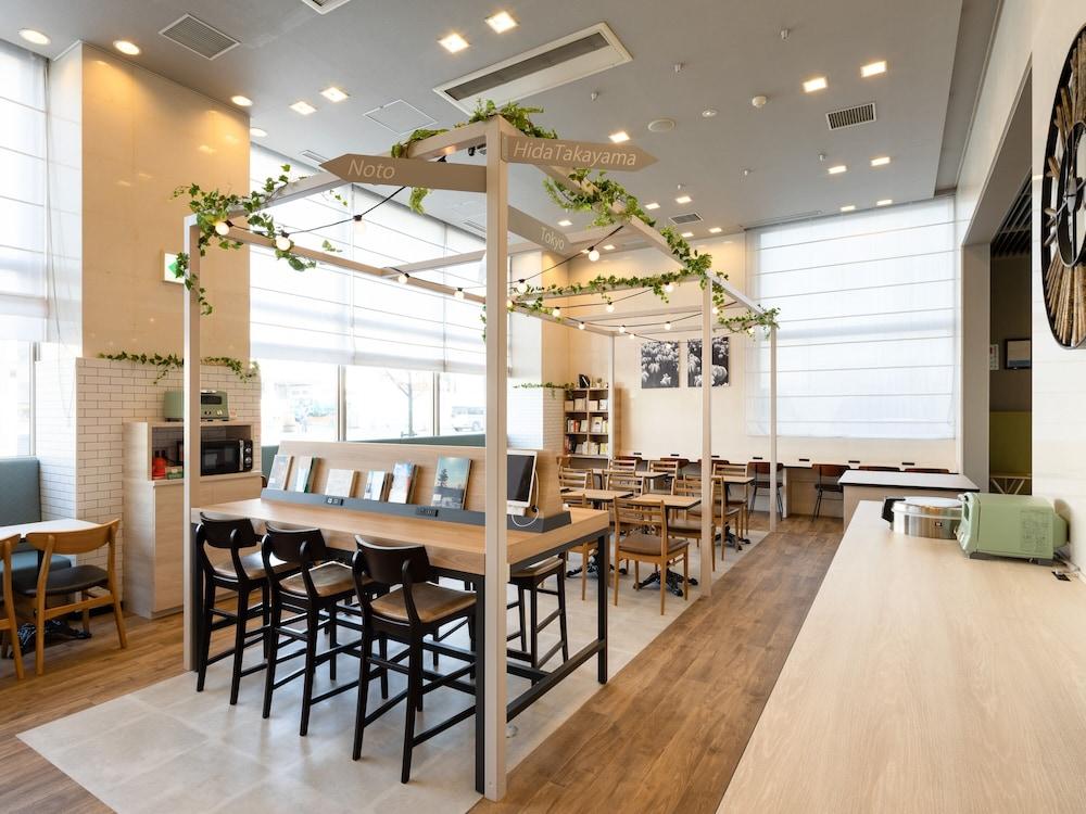 Comfort Hotel Toyama Station Extérieur photo
